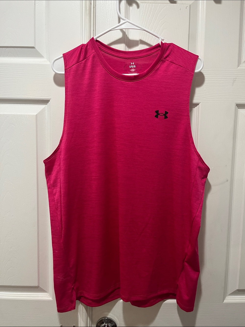 Under Armour men Large Hot Pink Sleeveless Athletic Tank (fits women XL)